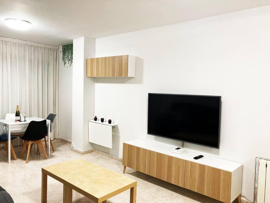 Apartamento Lujoso Apto A 30 Metros De La Playa *